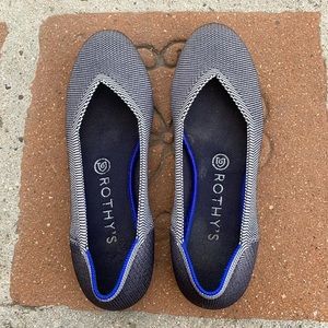 ROTHY’S Round Toe Grey FLATS